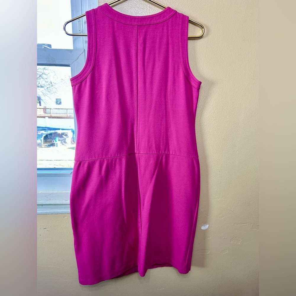 Pink dress - Picture 3 of 3